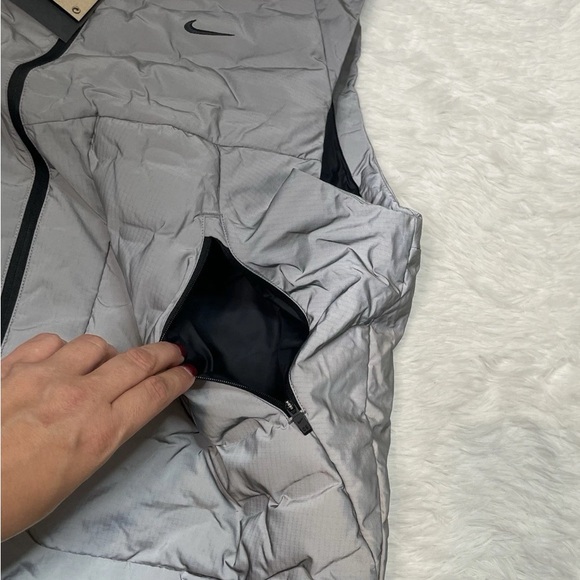 Nike Therma-Fit ADV Reflective Silver Running Vest Mens Size XXL 2XL FZ1131 New - Picture 4 of 14